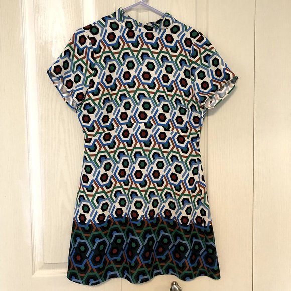 Zara Retro Geometric Print Mini Dress Size M - Picture 1 of 6